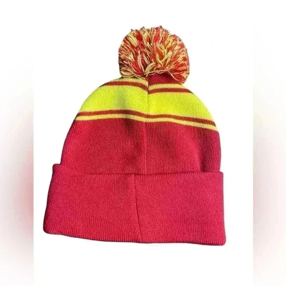 Wizarding World unisex Harry Potter Hogwarts Adult Beanie red yellow never worn - Picture 3 of 4